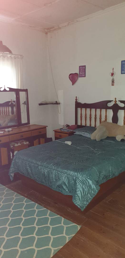 8 Bedroom Property for Sale in Uitenhage Rural Eastern Cape